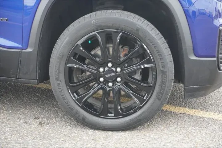 $26994 : GMC Acadia 2023 SLE 4dr SUV image 5