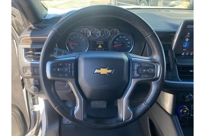 Chevrolet Suburban 2021 4x4 image 9