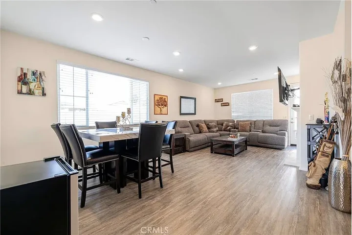 $1280 : 18294 Saltbush Ct, San Bernard image 7