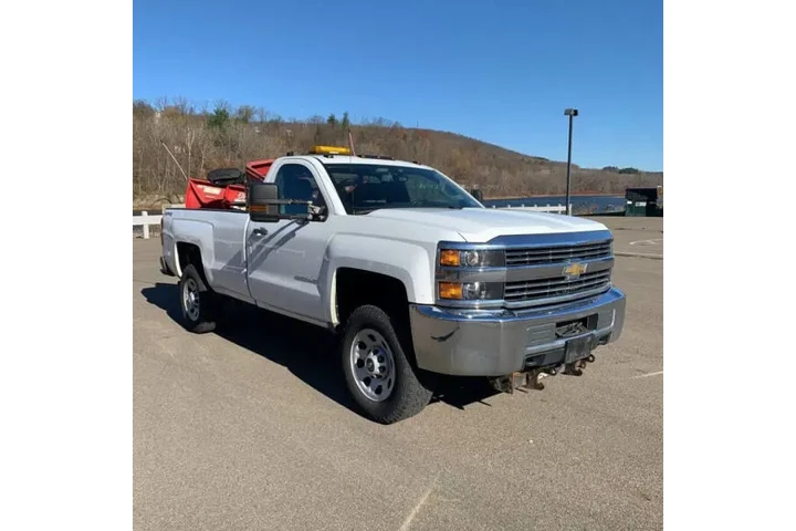 $22449 : 2015 Silverado 3500HD Work Tr image 8