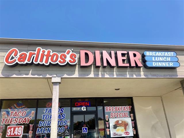 Carlito's Diner image 10