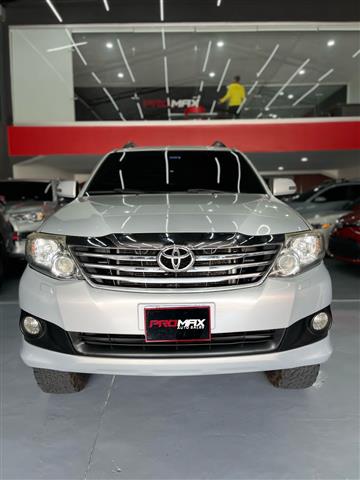 $48900 : TOYOTA FORTUNER image 9