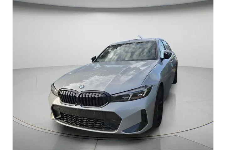 $32700 : BMW 3 Series 2023 330i 4dr S image 3