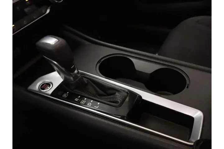 $17511 : Nissan Altima 2022 2.5 SV 4d image 9