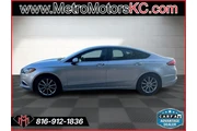 $11989 : 2017 Fusion SE FWD thumbnail