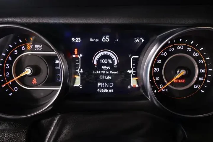 $35212 : Jeep Wrangler Unlimited 2022 image 4