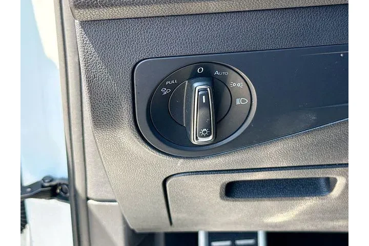 $20000 : Volkswagen Tiguan 2022 AWD S image 10