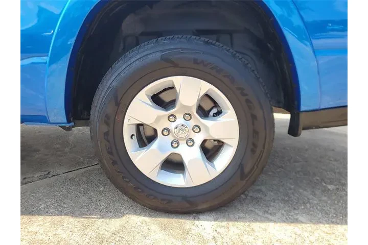 $39988 : Ram 1500 2025 4x4 Big Horn 4 image 9