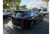 $31990 : Kia Carnival 2024 EX 4dr Min thumbnail