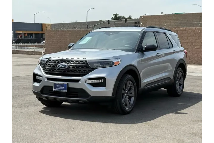 $28289 : Ford Explorer 2022 AWD XLT 4 image 6