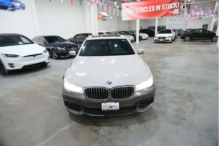 $28175 : 2016 BMW 750i xDrive M SPORT image 3