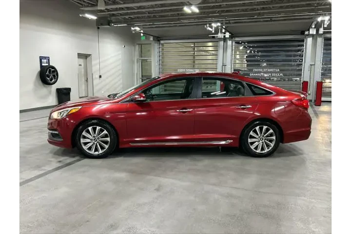 $9826 : Hyundai SONATA 2016 Sport 4d image 2