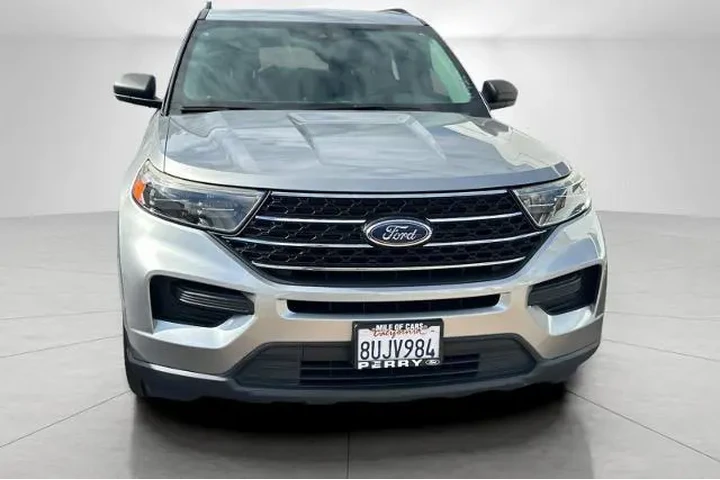 $38170 : Ford Explorer 2020 XLT 4dr S image 4