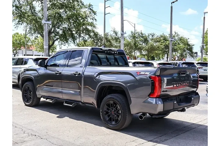 $36490 : Toyota Tundra 2023 4x4 SR5 4 image 6