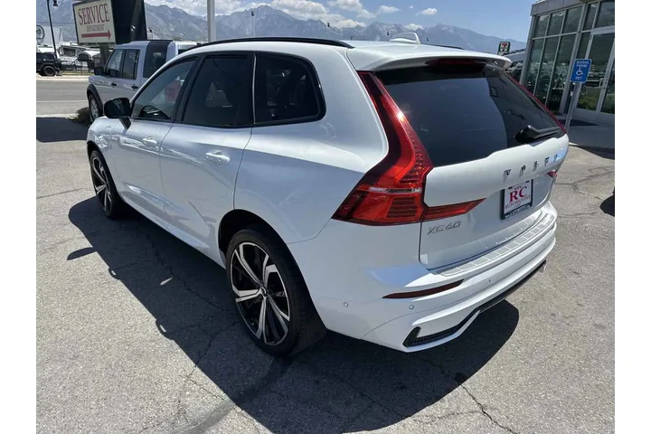 $33710 : 2022 XC60 Recharge Plug-In Hy image 9