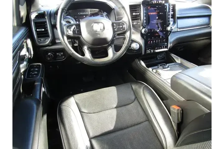 $34999 : Ram 1500 2020 4x4 Limited 4d image 2