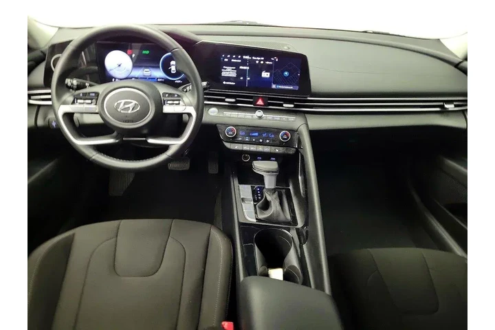 $20998 : Hyundai ELANTRA 2023 SEL 4dr image 9