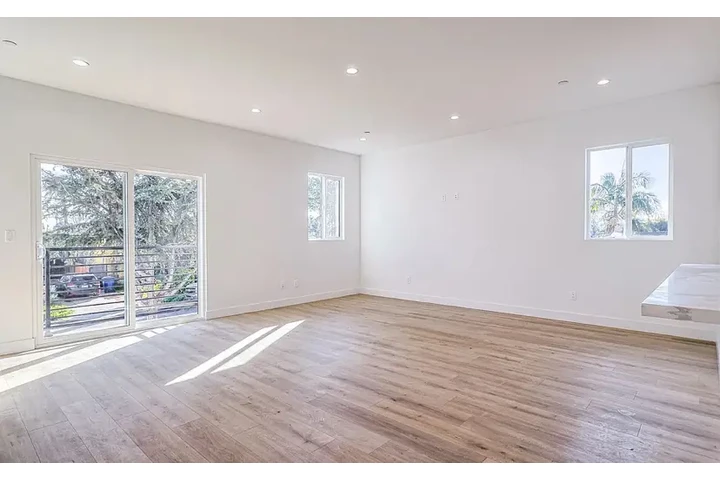 $1450 : Beautiful 1 bedroom apt in LA image 8
