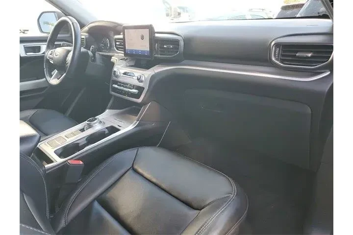 $25990 : Ford Explorer 2023 XLT 4dr S image 10