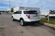 $12900 : 2015 Explorer XLT thumbnail