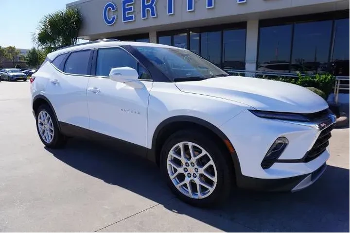 $30488 : Chevrolet Blazer 2024 LT 4dr image 1
