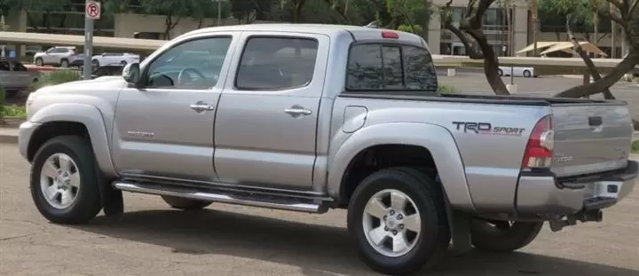 $15000 : 2014 Toyota Tacoma TRD Sport image 2