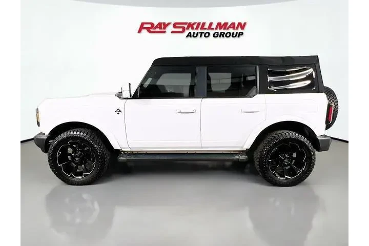 $39975 : Ford Bronco 2023 4x4 Outer B image 4