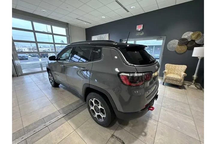 $24262 : Jeep Compass 2022 4x4 Trailh image 5