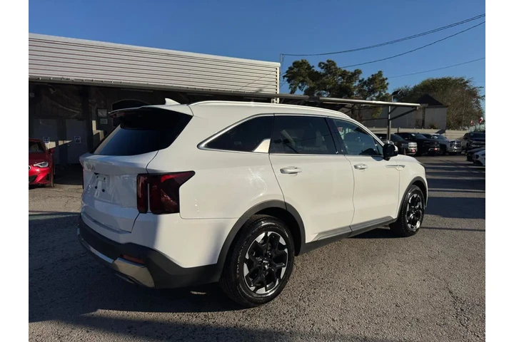 2024 Sorento S 2WD image 6