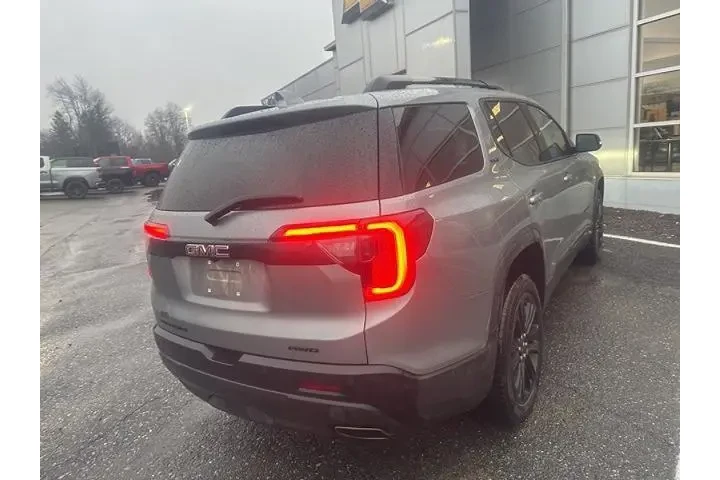 $30709 : GMC Acadia 2023 4x4 SLT 4dr image 7