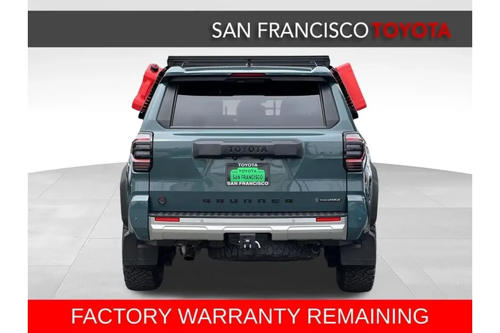 $64888 : Gold Certified 2025 4Runner i image 4