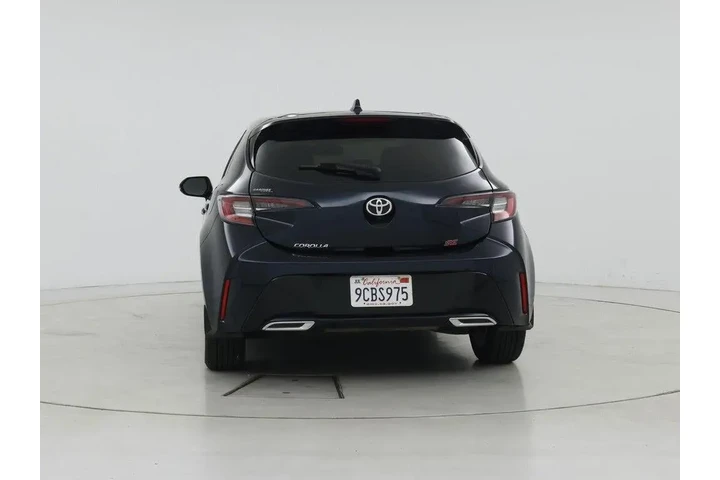 $20998 : Toyota Corolla Hatchback 202 image 6