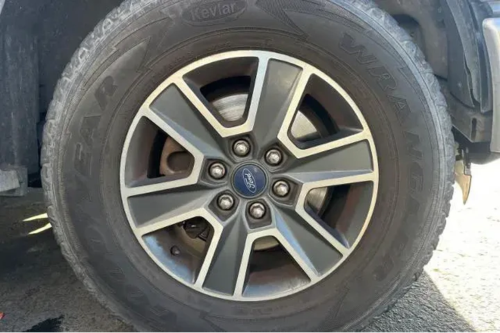 $19995 : Ford F-150 2016 4x4 XLT 4dr image 7