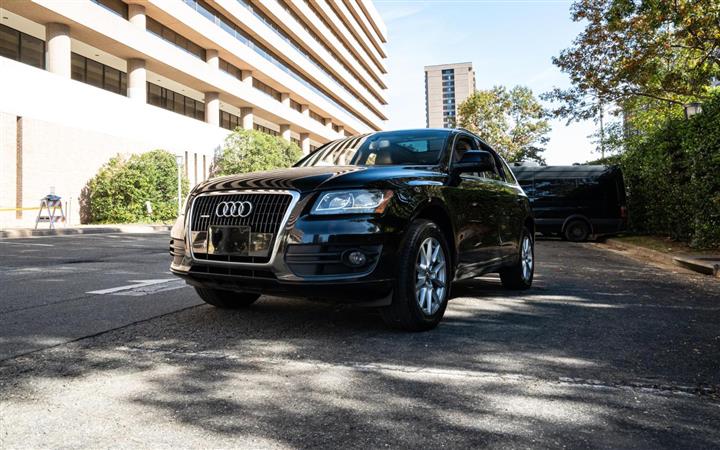 $10000 : 2010 AUDI Q5 image 8