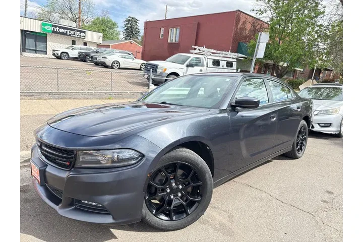 $22995 : 2017 Charger SXT AWD image 1