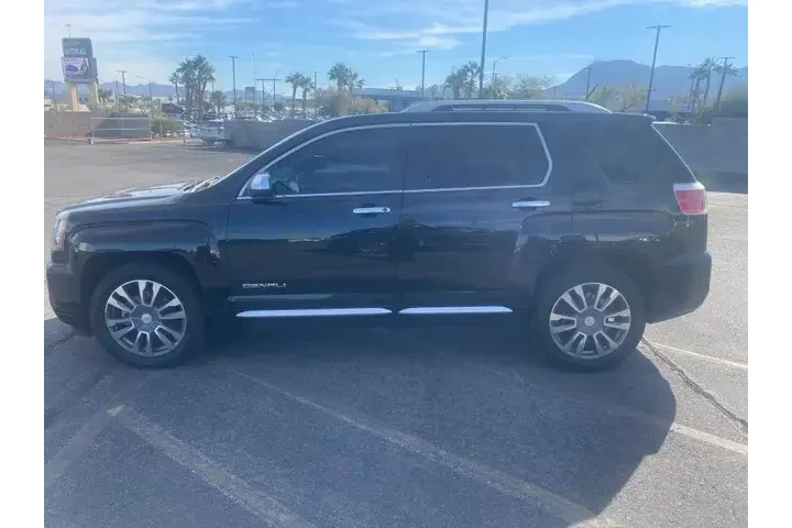 $14106 : GMC Terrain 2016 AWD Denali image 8