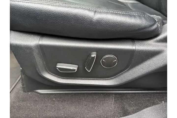 $29658 : Ford Expedition 2019 4x4 Lim image 9