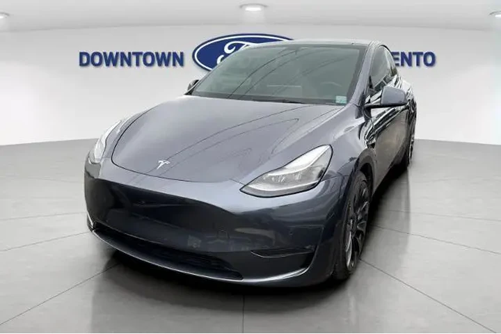 $31400 : Tesla Model Y 2022 AWD Perfo image 2