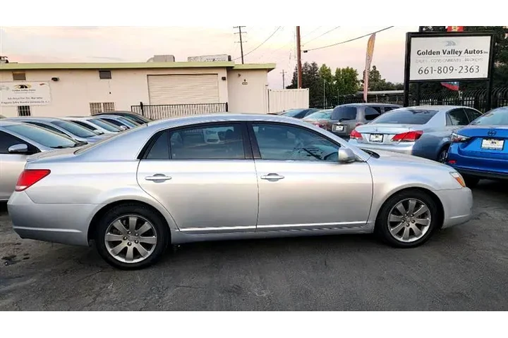 $5499 : 2006 Avalon image 7