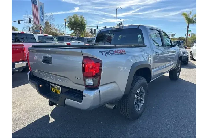 $33000 : Toyota Tacoma 2019 4x4 TRD S image 6