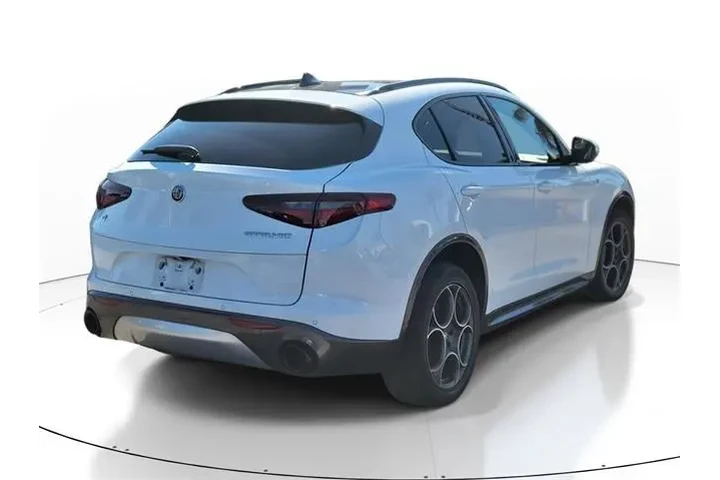 $26991 : Alfa Romeo Stelvio 2023 AWD image 4