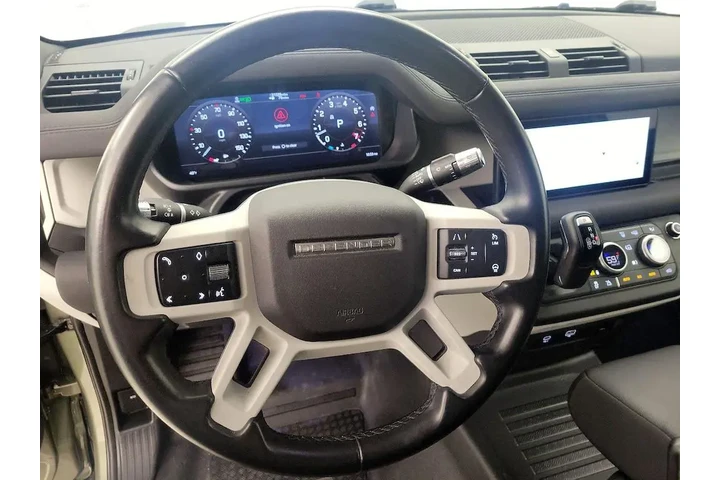 $39998 : Land Rover Defender 2021 AWD image 10