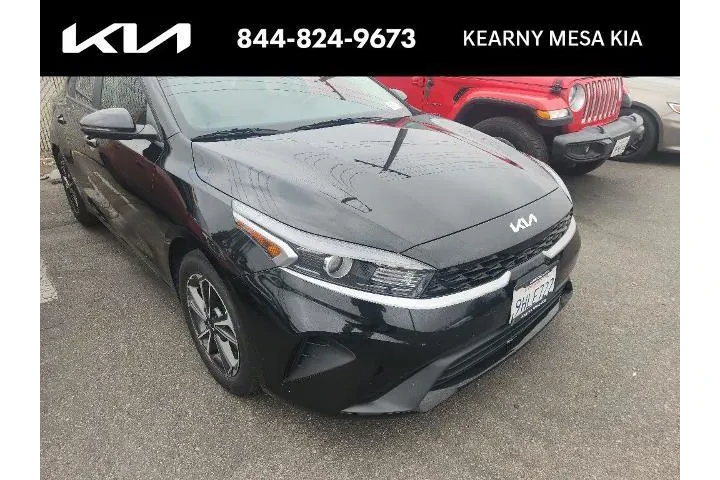 $19671 : Kia Forte 2023 LX 4dr Sedan image 1