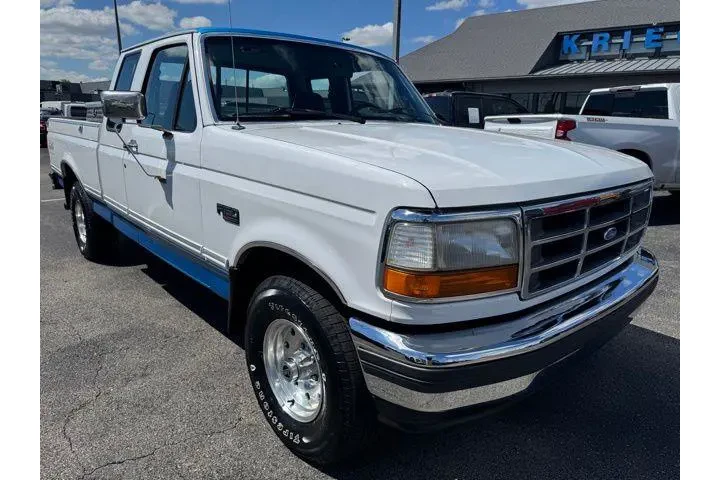 $24659 : Ford F-150 1995 2dr Eddie Ba image 2