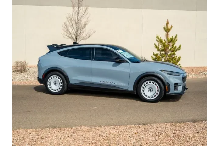 $41988 : 2024 Mustang Mach-E GT image 3