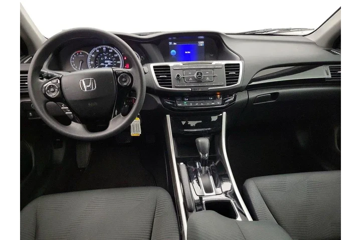 $16998 : Honda Accord 2017 LX 4dr Sed image 9
