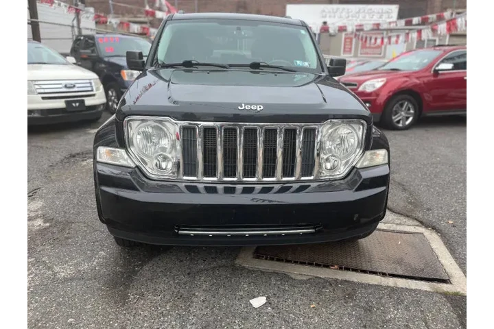 $7495 : 2012 Liberty Limited image 4