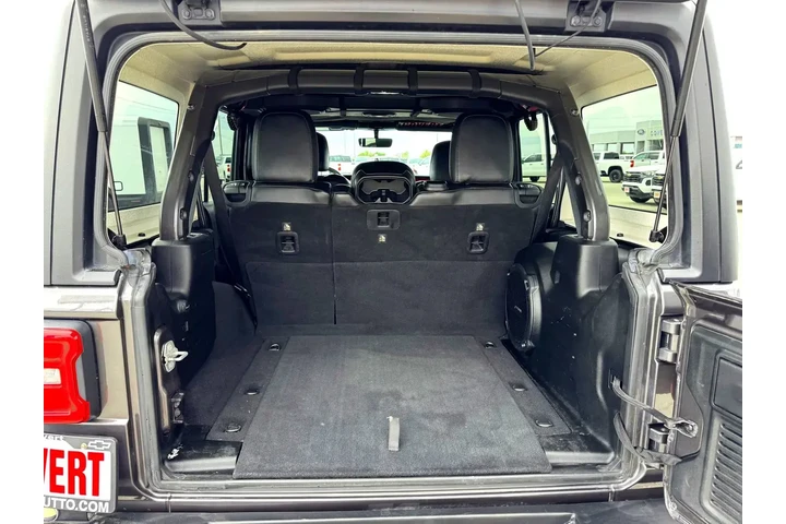 $30920 : Jeep Wrangler Unlimited 2018 image 9