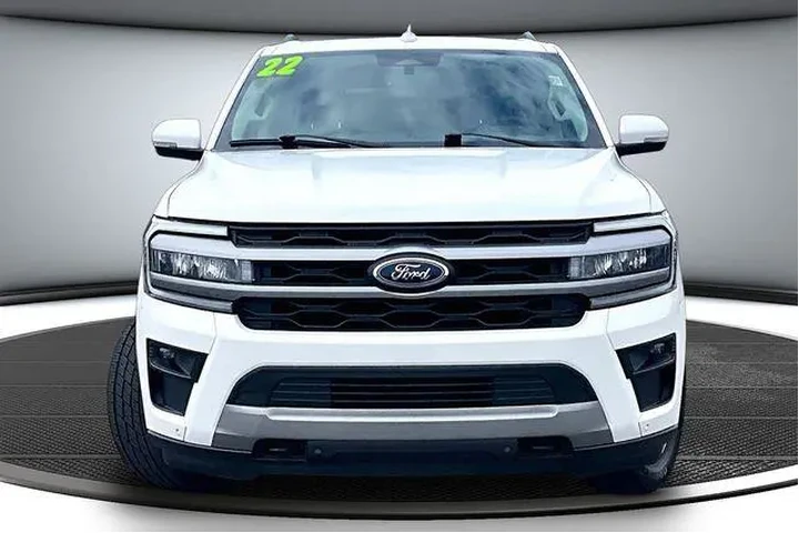 $38500 : Ford Expedition 2022 4x4 XLT image 2