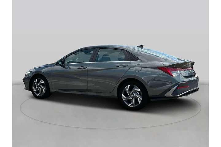 $18490 : Hyundai ELANTRA 2024 SEL 4dr image 4